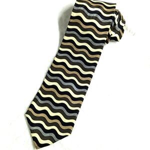Men's Vintage Urban Canvas 100% Silk Tie Wavy Horizontal Motif